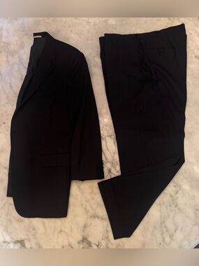 Hickey Freeman Lindsey Navy Blue 100% Wool 2 Pc Suit Jacket & Pants - Size 46R